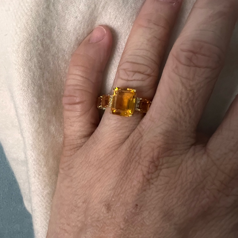 Real citrine ring with diamonds 18 K yellow gold